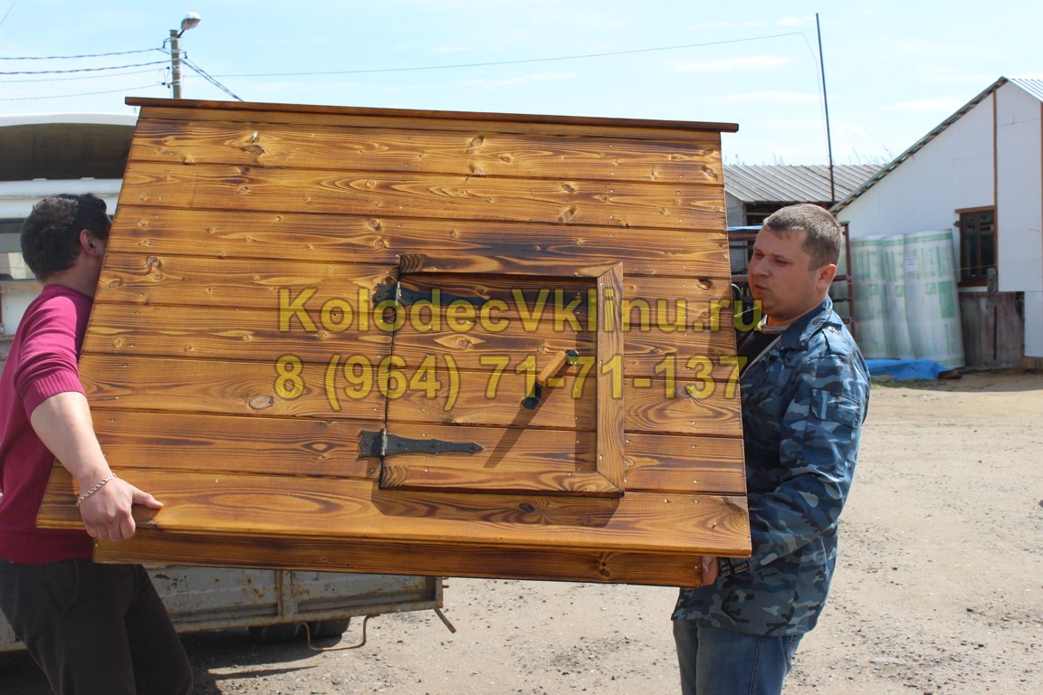 Погрузка домика для колодца